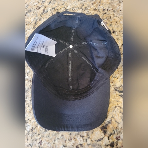 EUC Porsche Men's Crest Logo Black Hat Cap One Size Adjustable - Picture 5 of 5